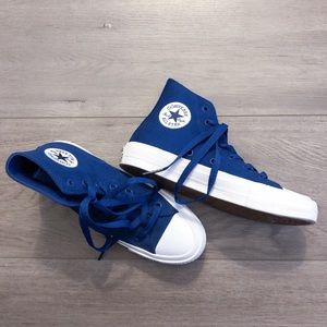 Converse Chuck Taylor 2 Sneakers